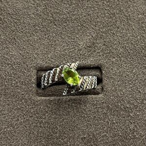 vintage sterling silver 925 peridot gemstone Ring size 7